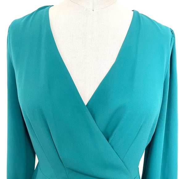 Express emerald green dress - Picture 3 of 3